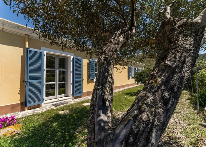 Calata Di Bed and breakfast Miniera dellʼArgentiera